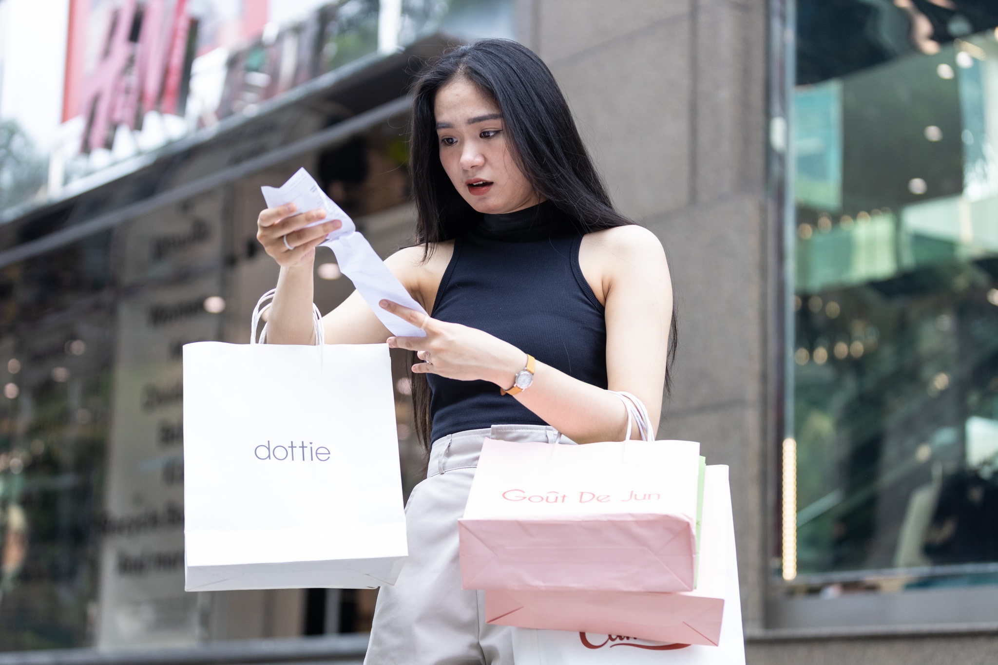 Noi lo het tien dau nam vi an uong, nhau nhet lien mien hinh anh