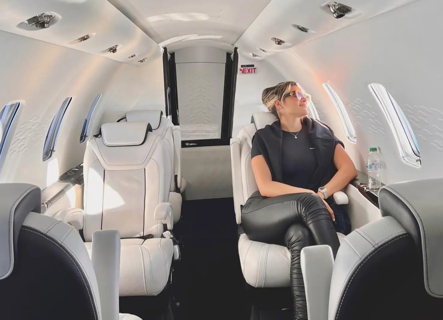 lua dao cuu tro anh 1