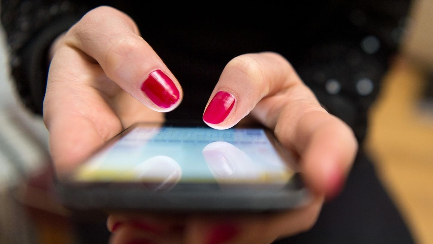 len lut theo doi anh 2