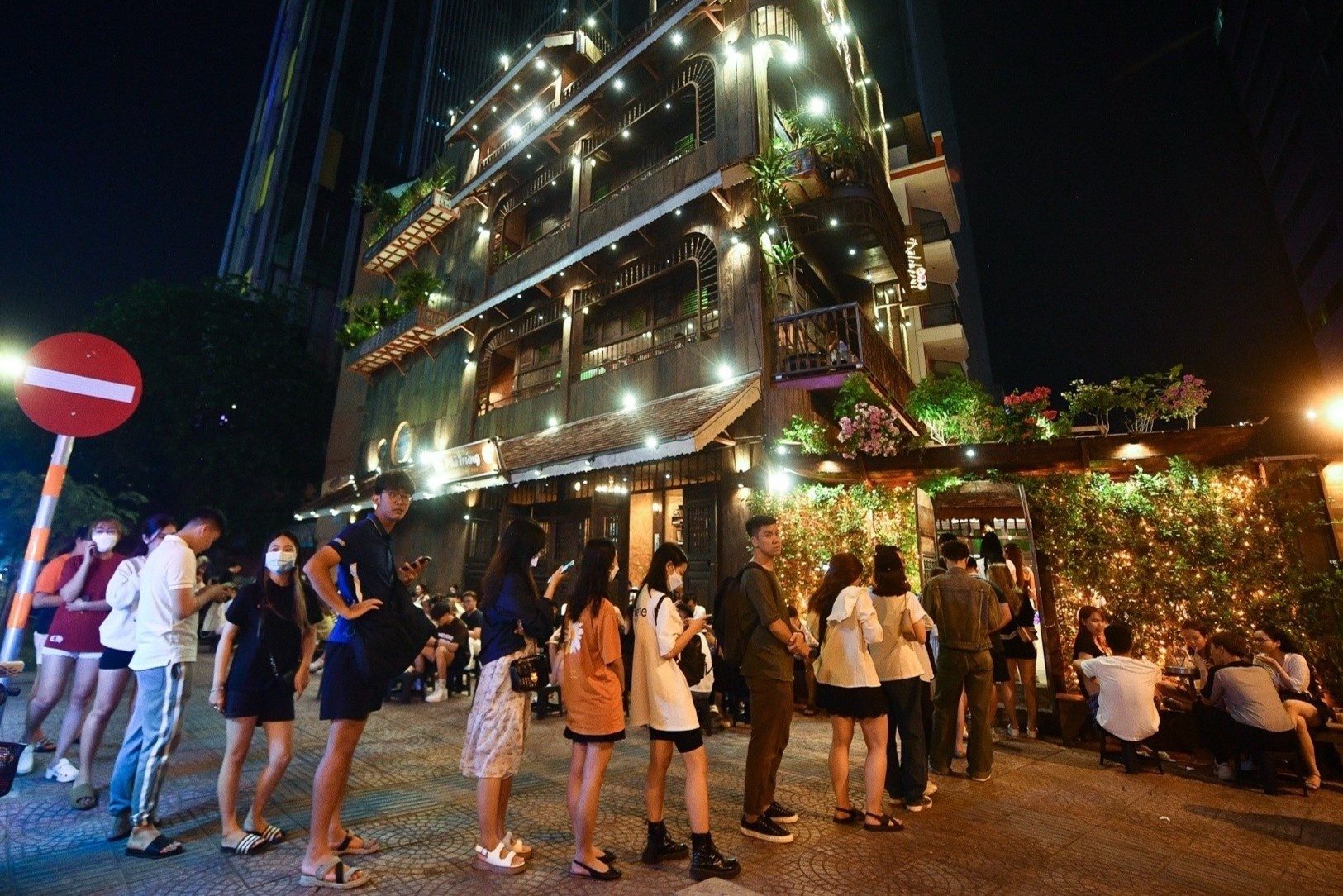 Hang quan o TP.HCM mat khach quen vi TikToker hinh anh