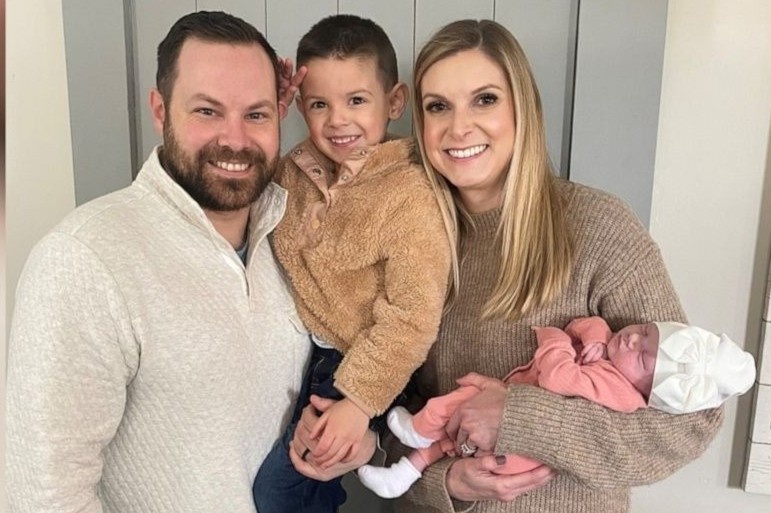 Dong ho chi sinh con trai trong suot 138 nam o My hinh anh