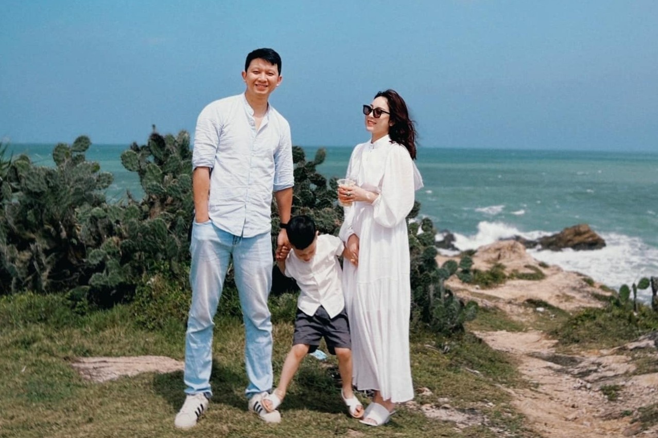 Ca gia dinh yeu nhau hon sau chuyen di xuyen Viet dai 26 ngay hinh anh