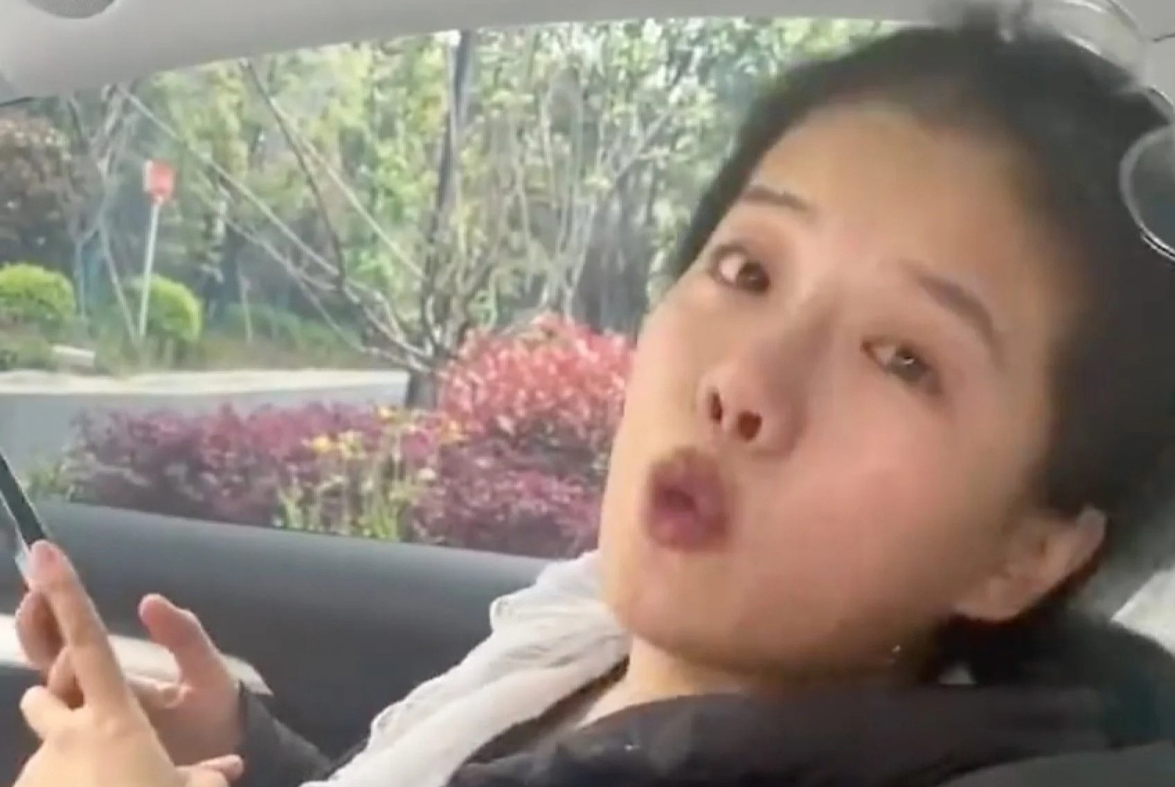 Clip chong cai va voi vo gay phan no o Trung Quoc hinh anh