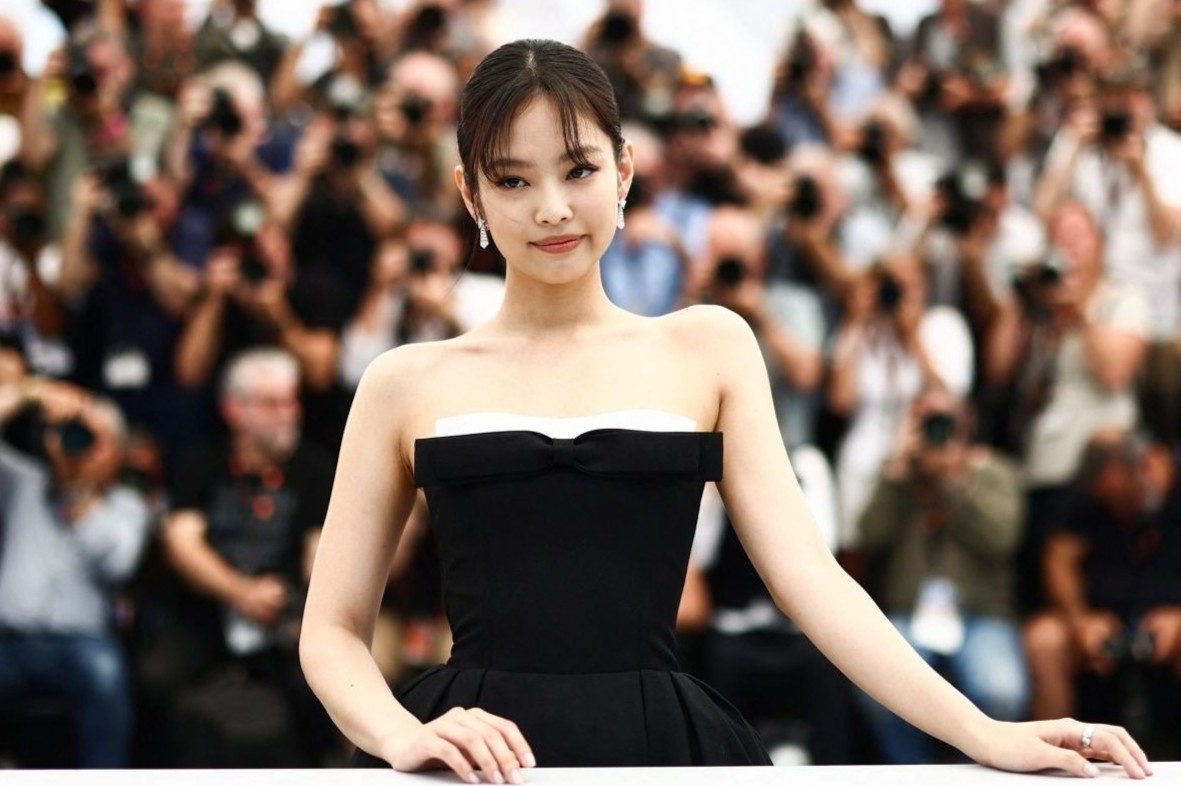 Su pho truong cua trang vo tay keo dai 5, 7, 22 phut tai Cannes hinh anh