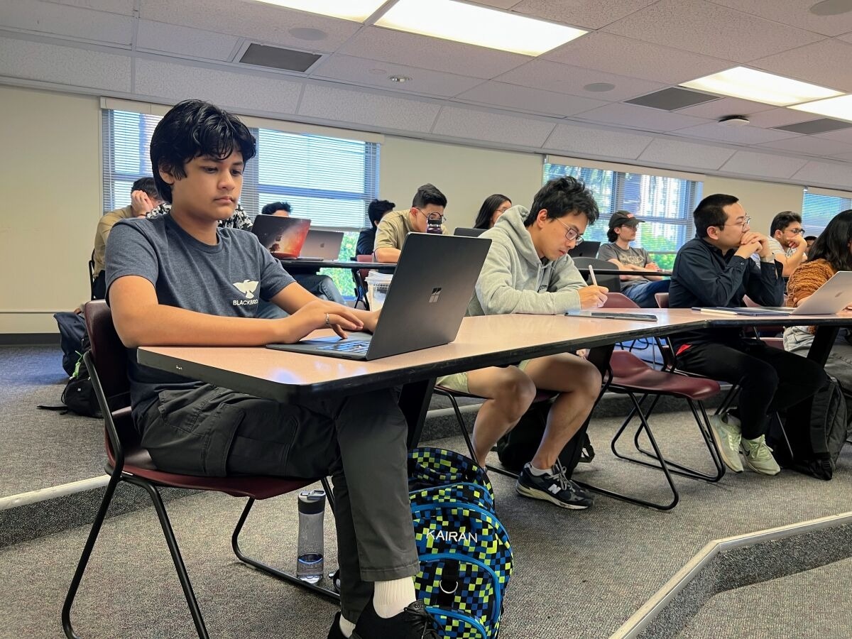 than dong toan hoc anh 2