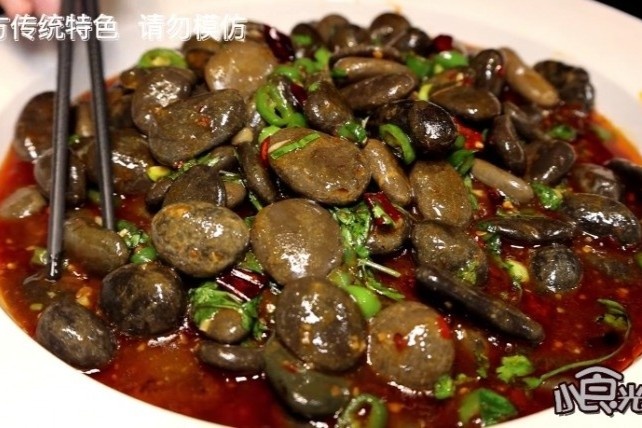 Mon da xao toi ot gay sot tai Trung Quoc hinh anh