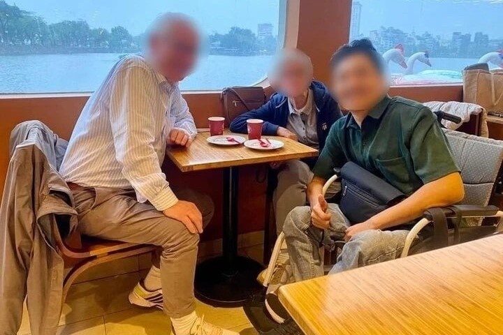 Loi chi trich cay doc trong vu quan pho bi to duoi khach ngoi xe lan hinh anh