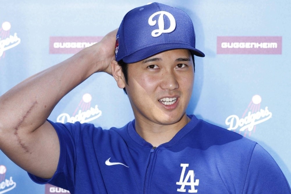 Tin sieu sao bong chay ket hon khien ca nuoc Nhat 'rung chuyen' hinh anh