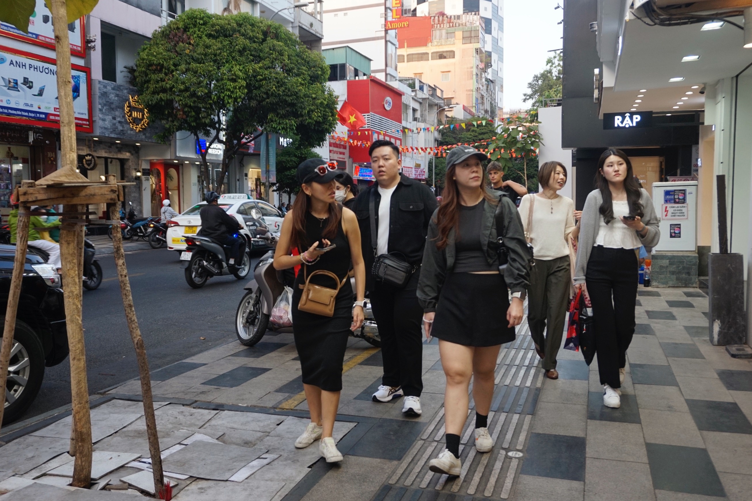 mua sắm ở tphcm ảnh 3 mua sam o tphcm anh 3