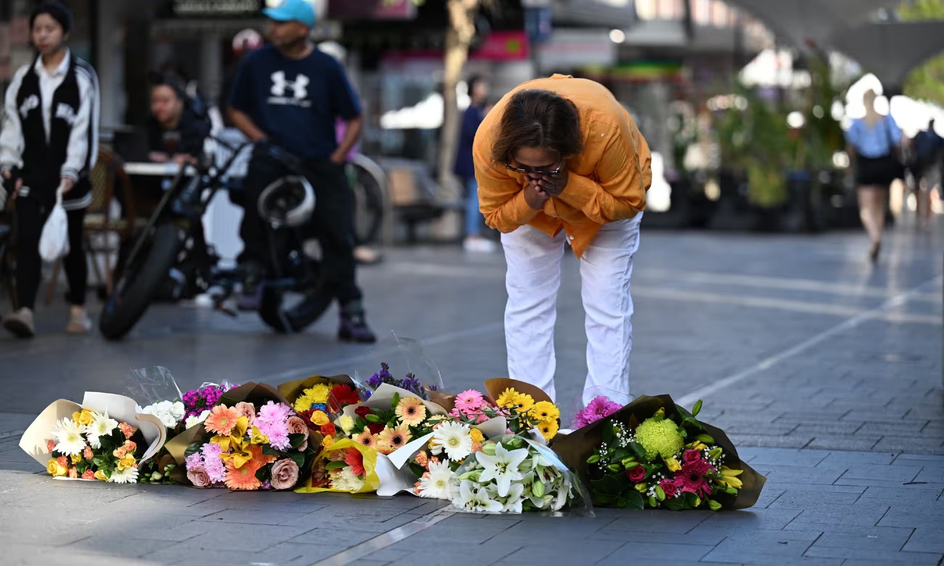 đâm dao ảnh 4 dam dao anh 4
