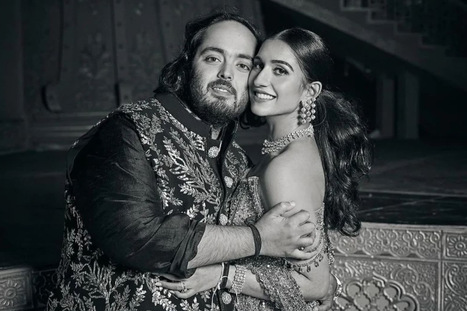 Ben trong tiec truoc cuoi tai tieng cua gia dinh giau nhat chau A hinh anh