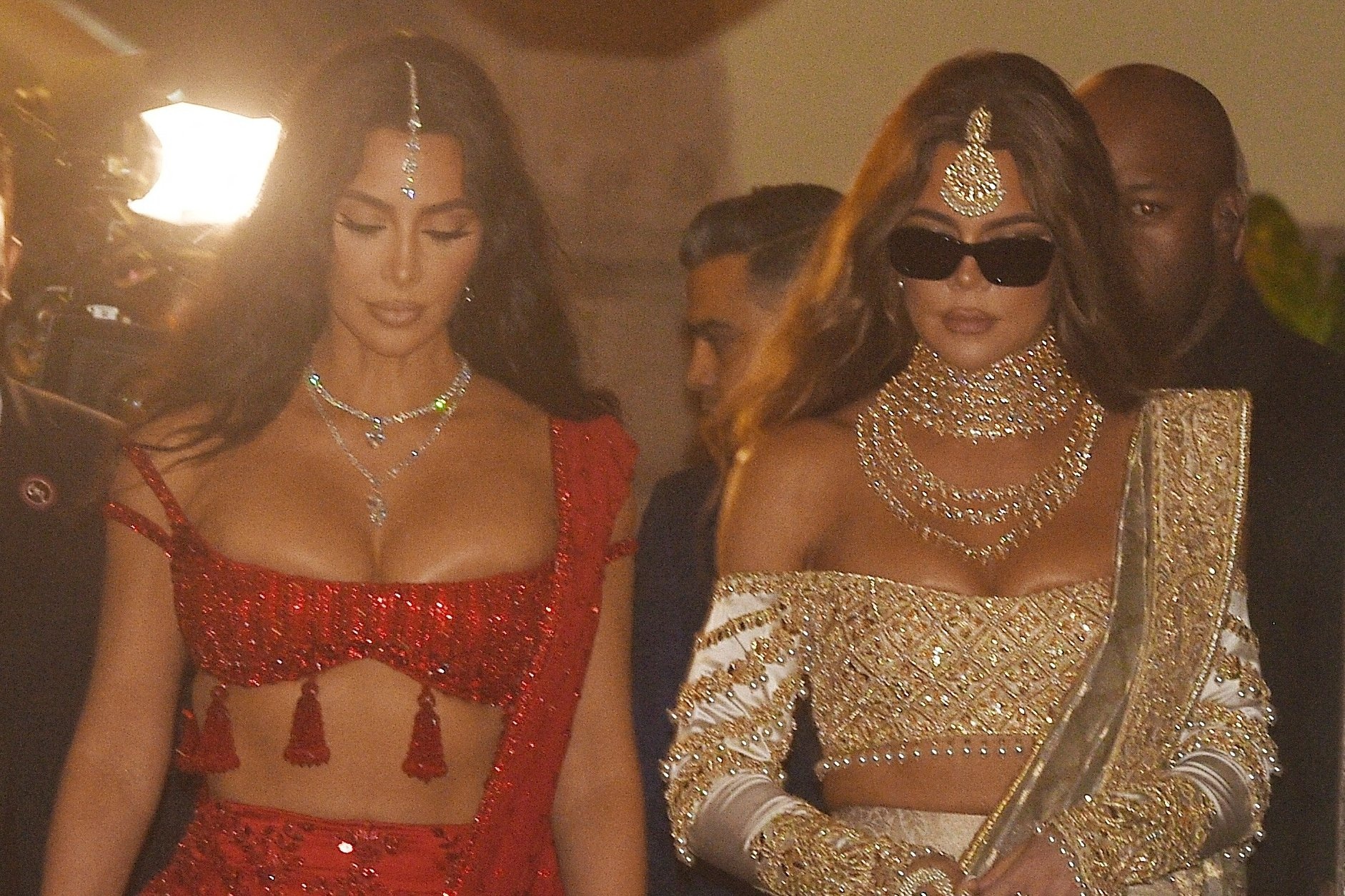 Ivanka Trump, Kim Kardashian du cuoi con trai ty phu giau nhat chau A hinh anh