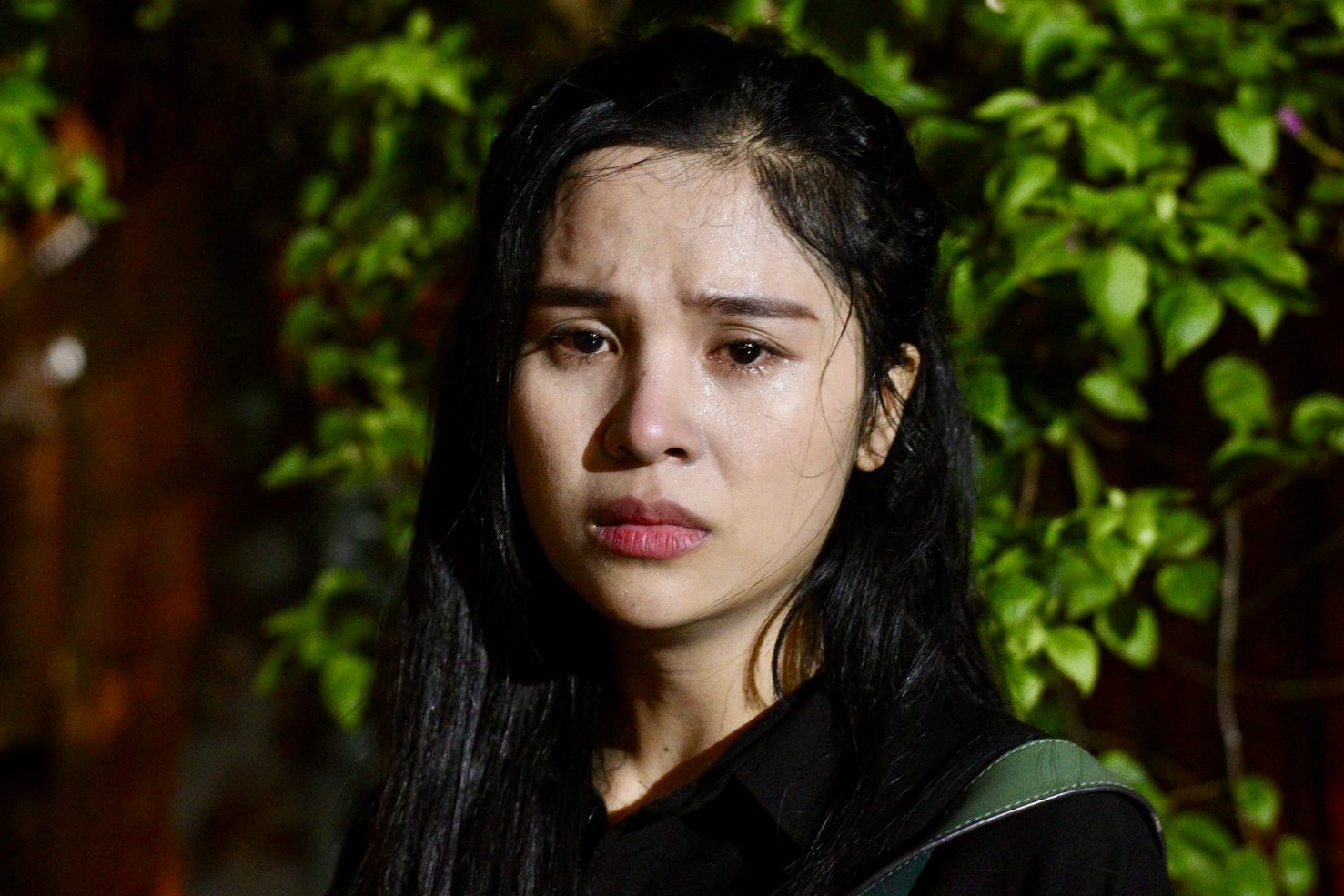 Nhieu nguoi khoc nghen sau khi vieng Tong Bi thu Nguyen Phu Trong hinh anh