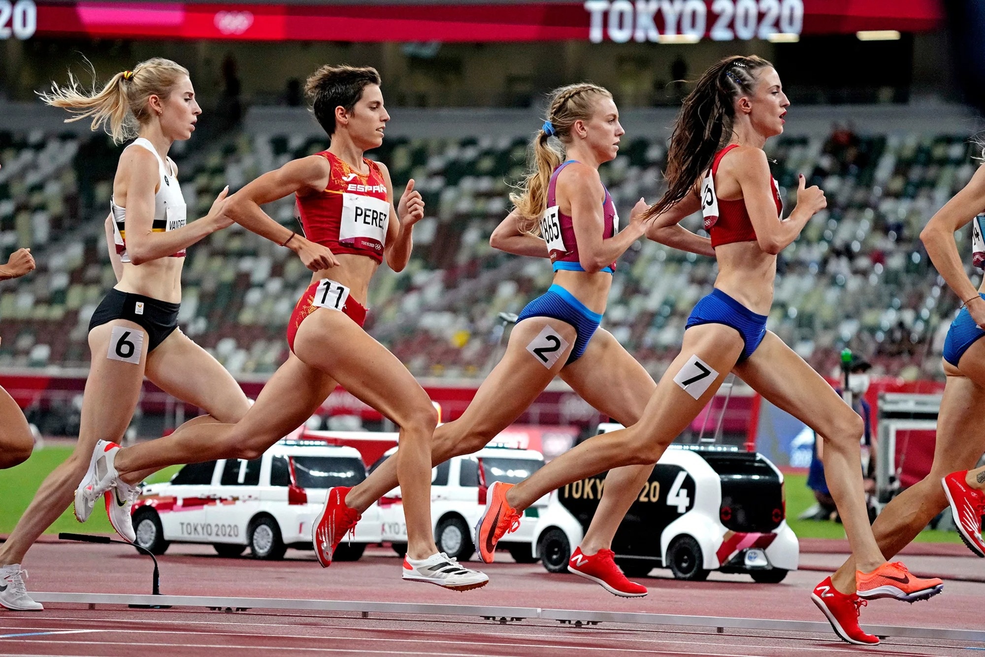 Chiec quan ngay cang ngan va bo cua cac nu VDV Olympic hinh anh