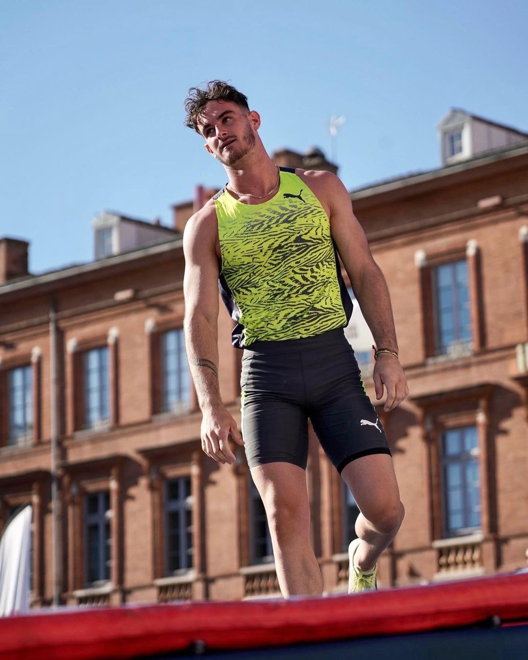 su co trang phuc anh 3