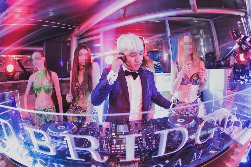 Seungri gay phan no vi du tiec ‘Burning Sun’ o Indonesia hinh anh