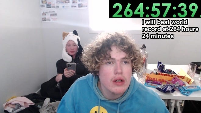 ky luc khong ngu anh 1