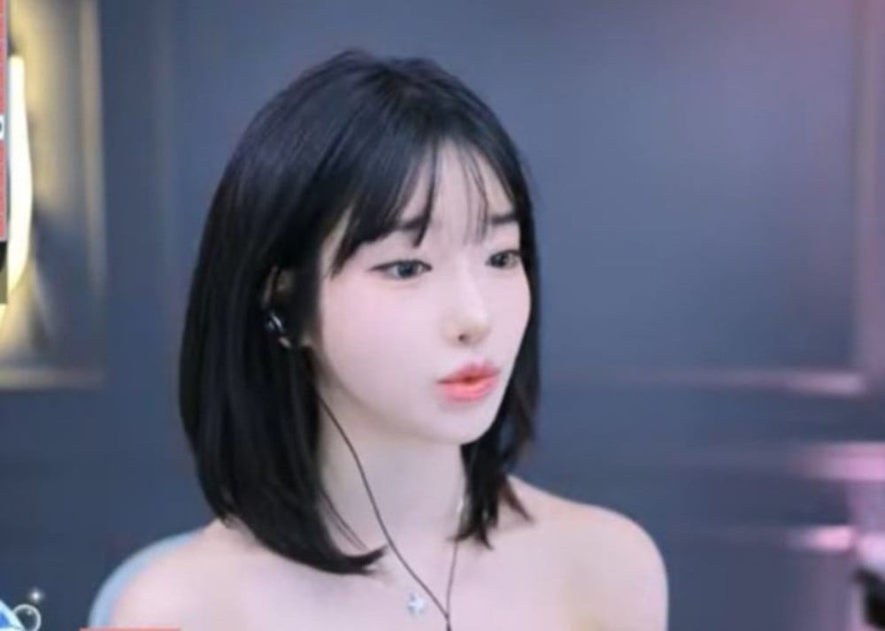 Be boi cua show thuc te Han Quoc de nguoi choi khoe than phan cam hinh anh