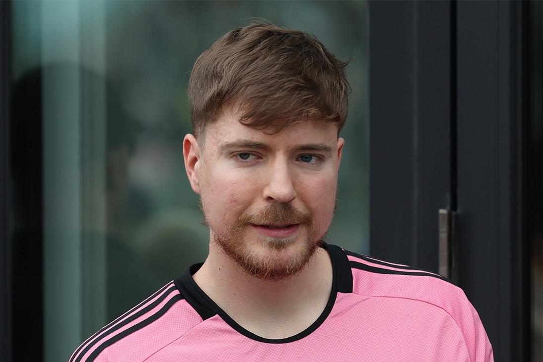 'Vua YouTube' bi kien hinh anh