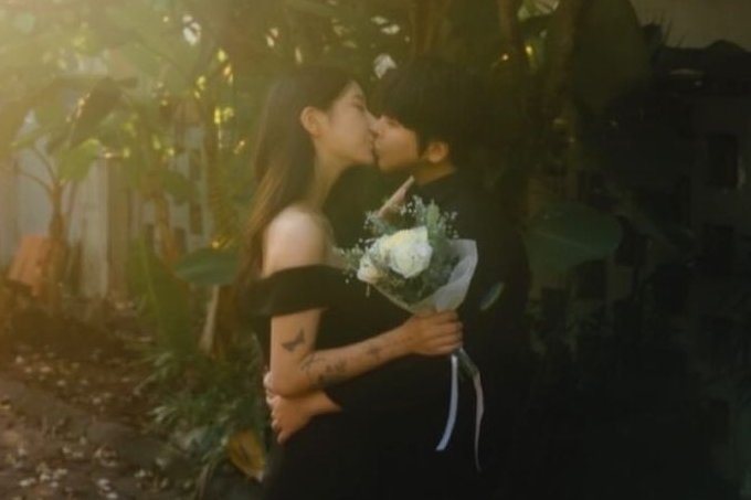 Anh nu idol khoa moi ban gai gay sot hinh anh