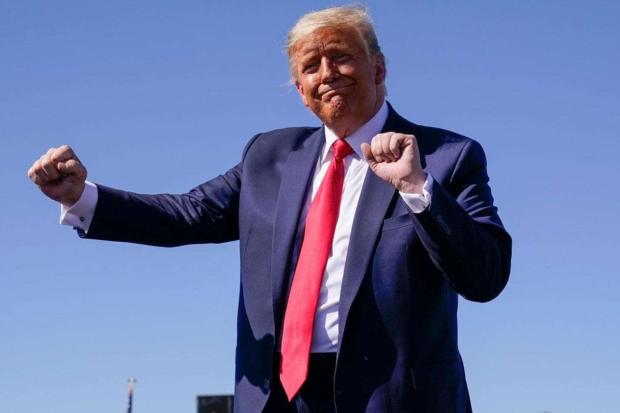 Ong Trump nhay mua trong hon 30 phut hinh anh