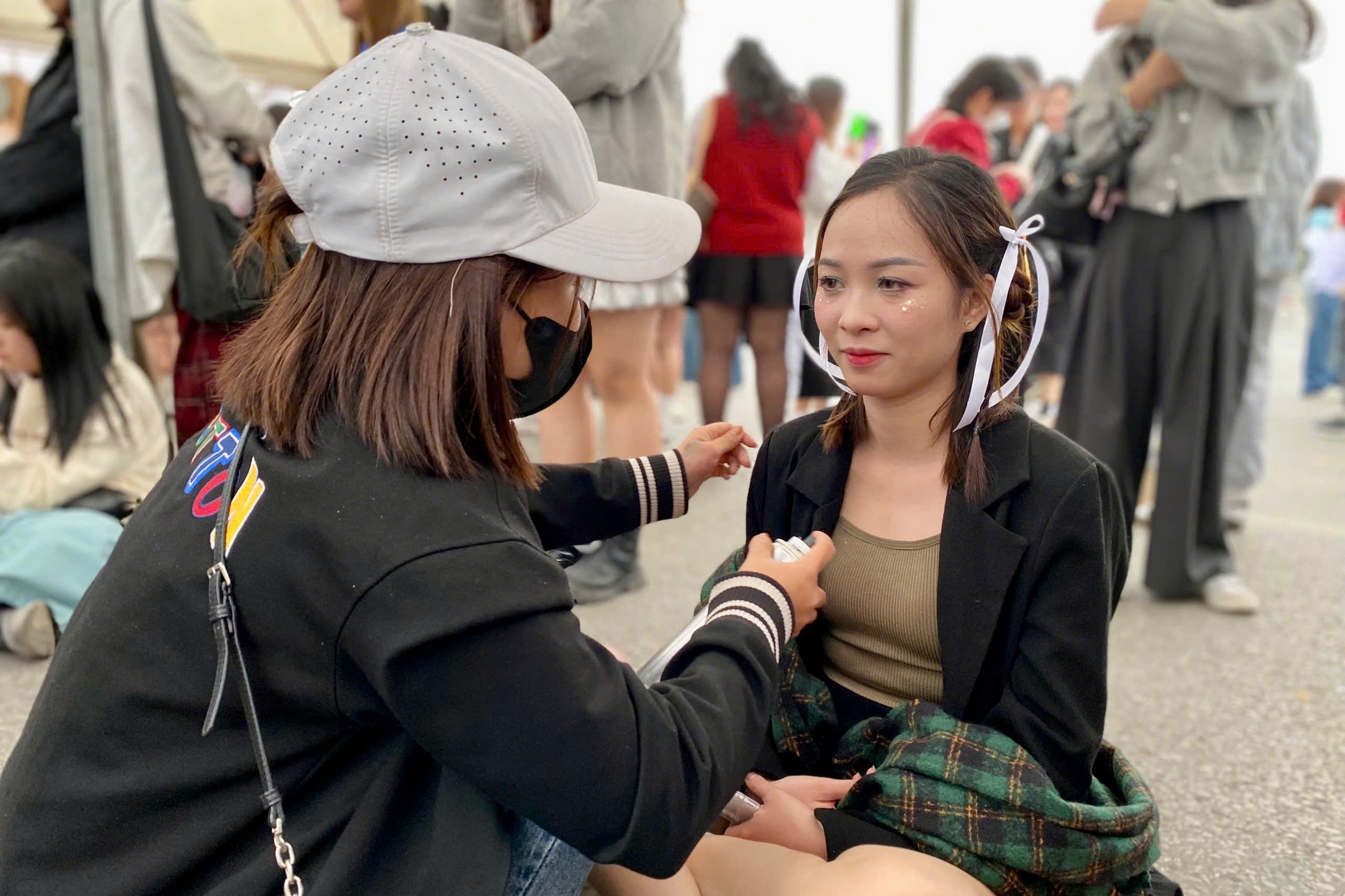 anh trai say hi anh 1