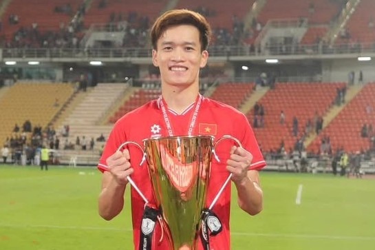 Dan mang Thai Lan khen ngoi Hoang Duc hinh anh