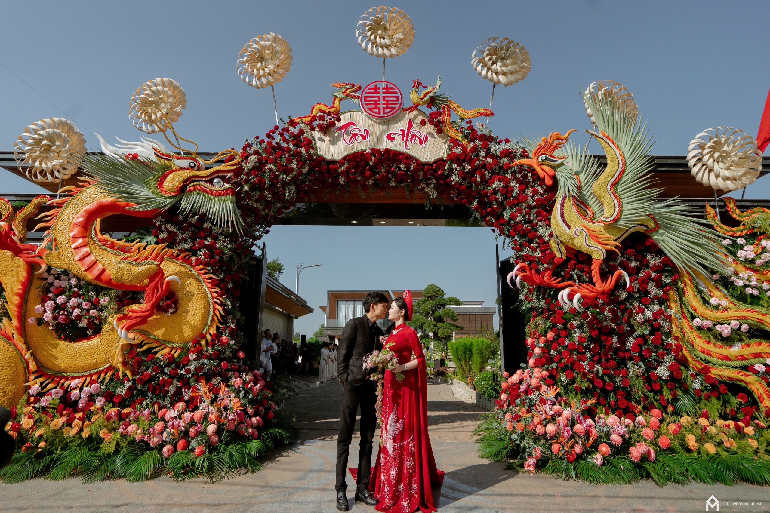 Sieu dam cuoi 10 ty dong cua cap doi o Binh Phuoc hinh anh