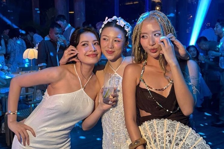 Man tuong tac cua Chi Pu, Quynh Anh Shyn gay bat ngo o dam cuoi Salim hinh anh