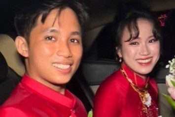 Co dau len xe hoa vao luc nua dem hinh anh