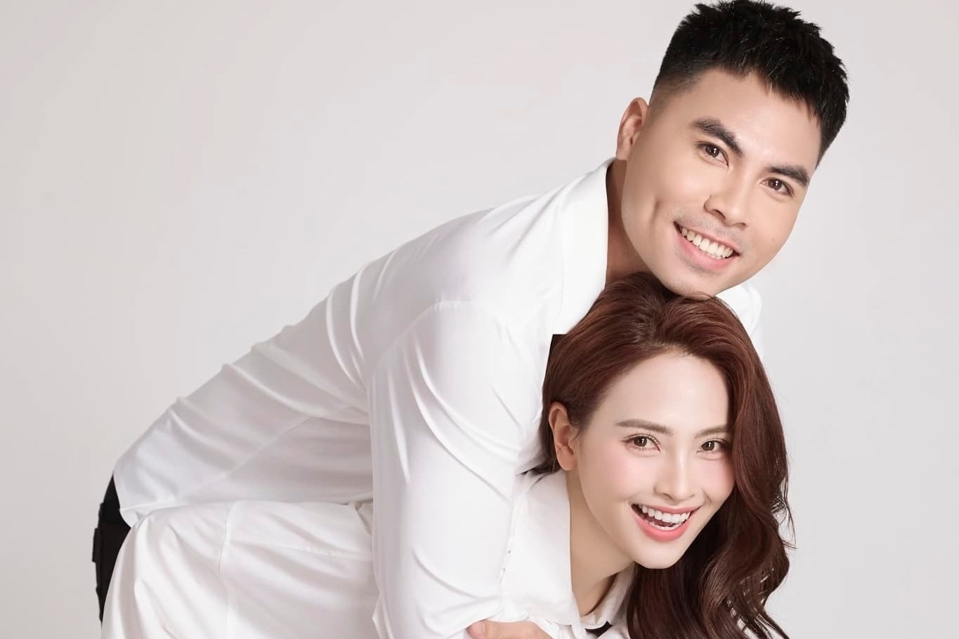 Khong con 'map mo', Duc Huy khoe anh ro mat ban gai MC hinh anh