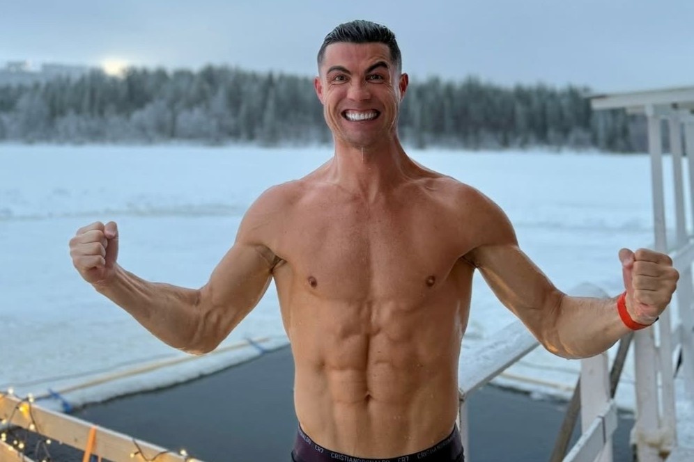 Body 'net nhu tac tuong' cua Cristiano Ronaldo hinh anh