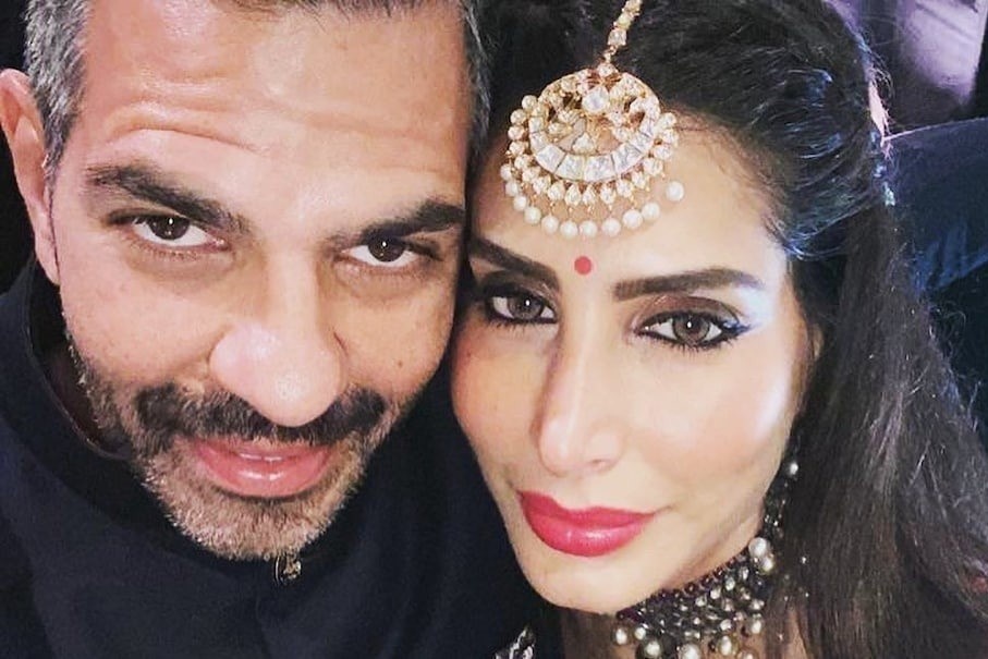 Cuoc chien gianh khoi tai san ty USD cua ty phu dot tu vi 'nuot ong' hinh anh