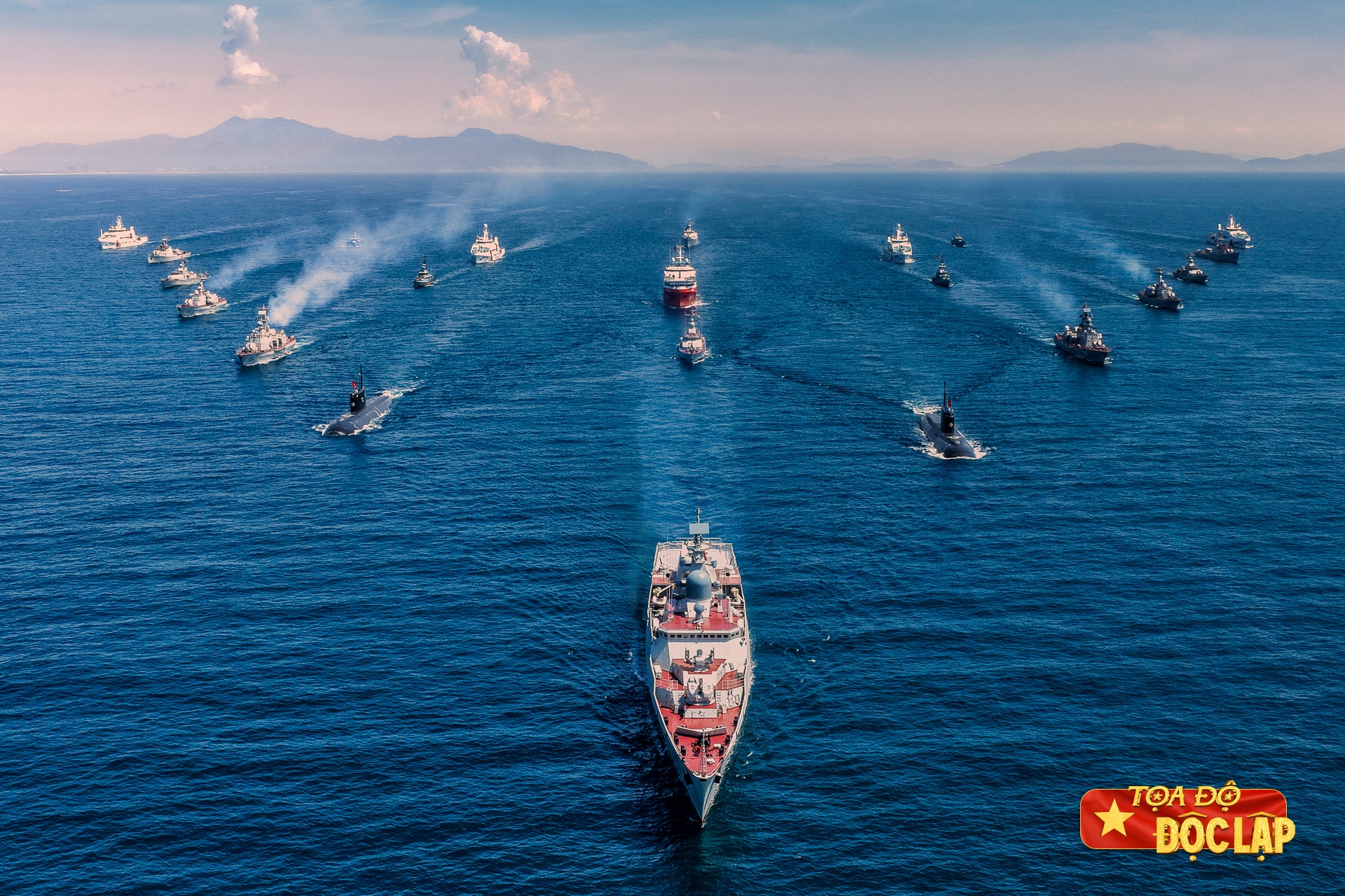 Uy nghi man dieu binh tren bien lan dau tien trong lich su hinh anh