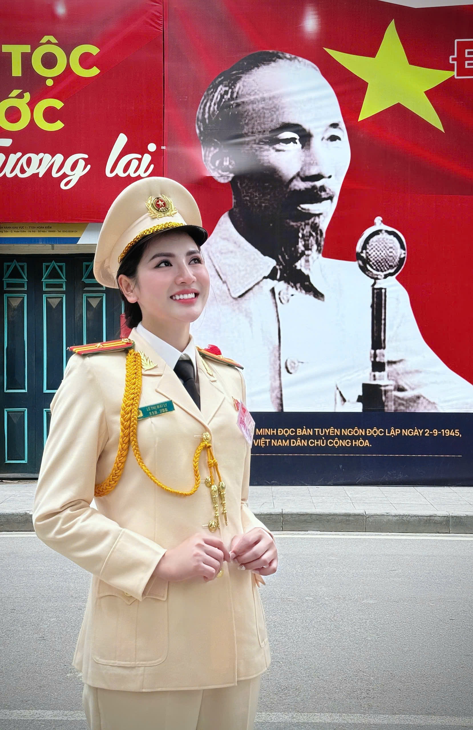 girl pho mai ly anh 2