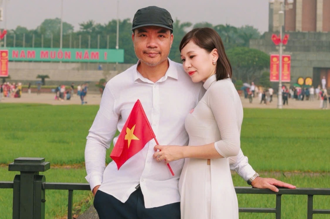 Chuyen tinh cap doi duoc 'To quoc xe duyen' 20 nam truoc hinh anh