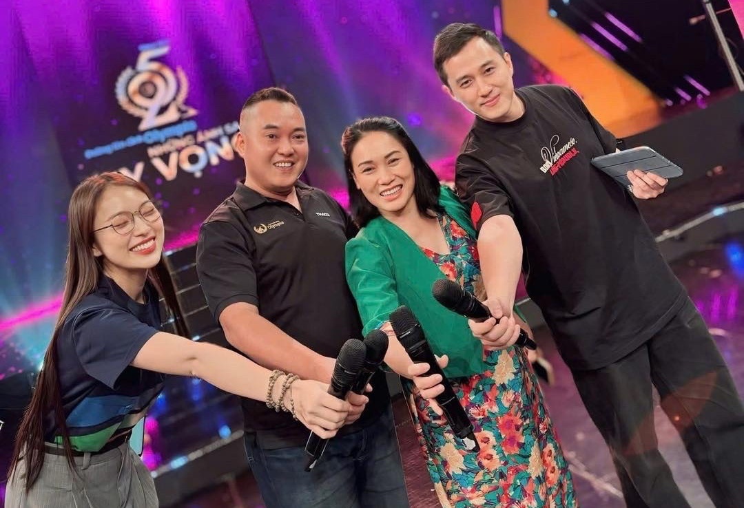 4 the he MC Duong len dinh Olympia cung xuat hien gay sot hinh anh