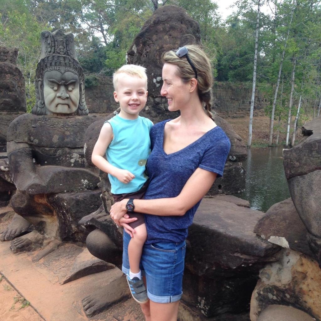 giam doc truong quoc te anh 2