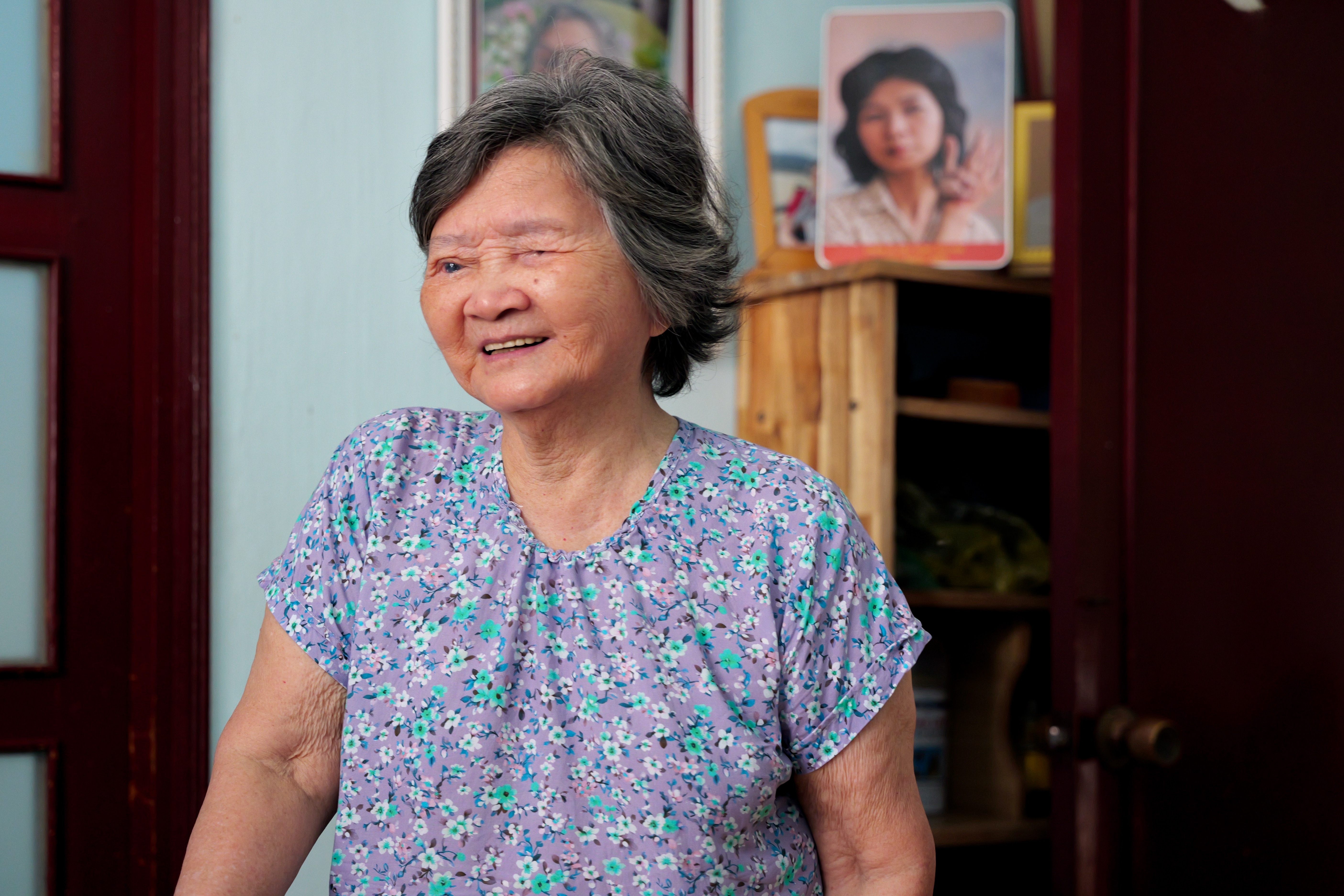 ph&ugrave;ng ngọc anh ảnh 5