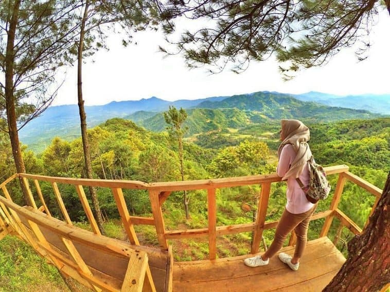 Noi dien ra tran tu ket giua Viet Nam va Syria co gi hut du khach? hinh anh