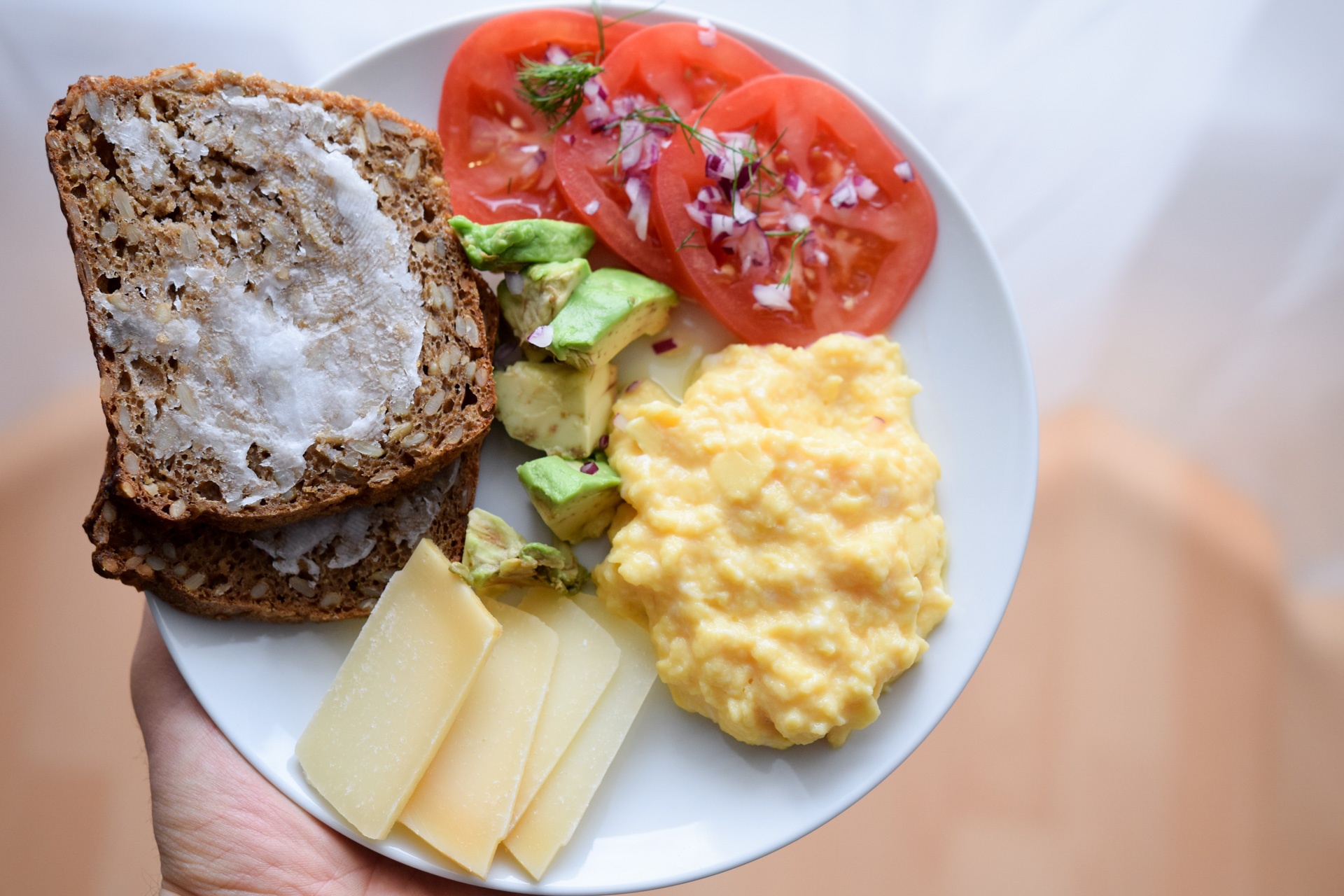 bua sang tu trung anh 3