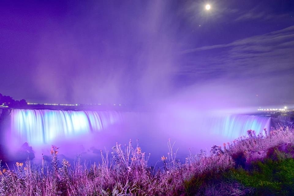 tran dang dang khoa di thac niagara anh 15