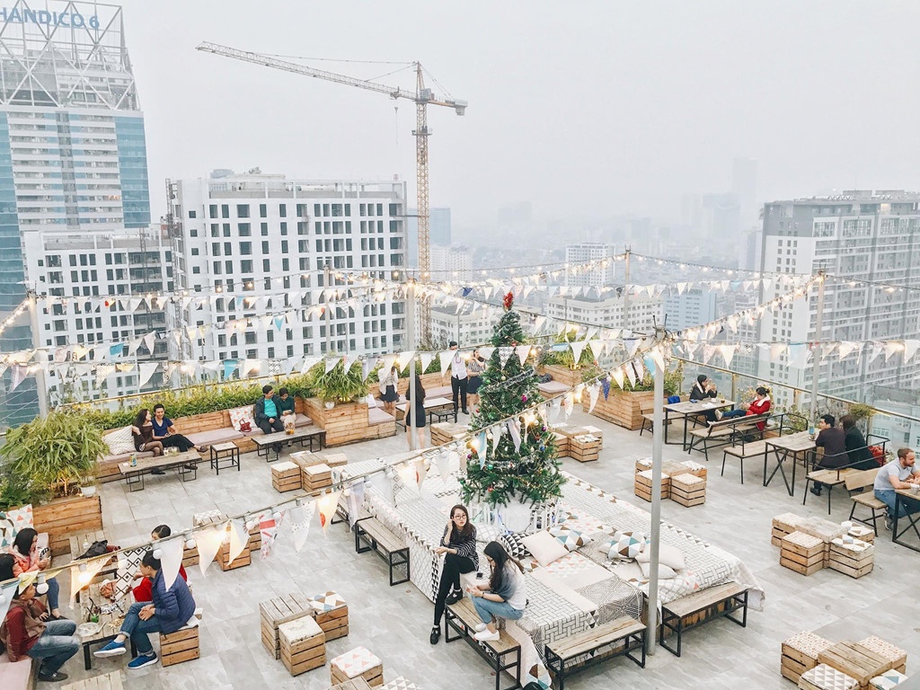 quan ca phe tren cao anh 1