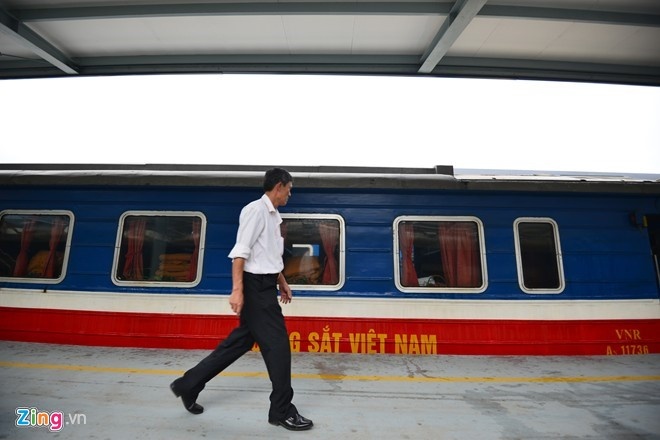 cong ty duong sat no luong nhan vien anh 1