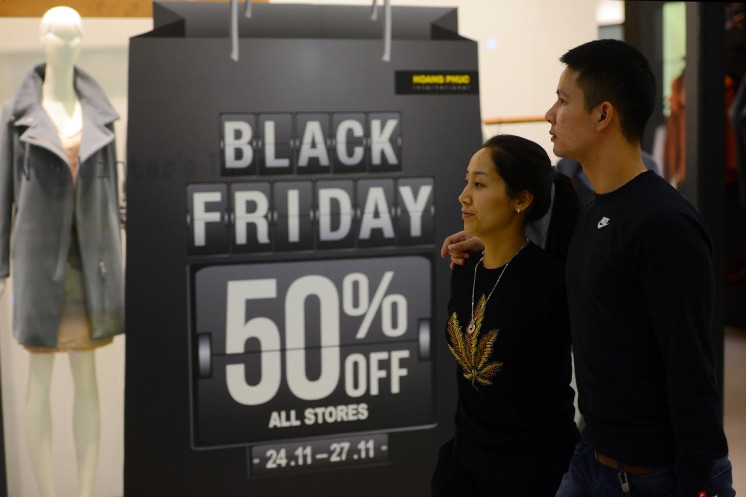 Black Friday buon cua trung tam Parkson cuoi cung o Ha Noi hinh anh