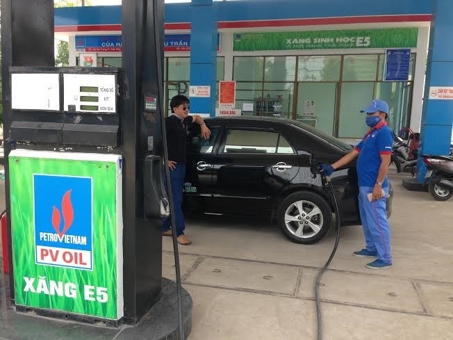 Co the thay the xang A92 bang E5 hinh anh