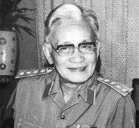 Tuong Le Trong Tan va hoi uc danh cu diem 'bat kha xam pham' Him Lam hinh anh