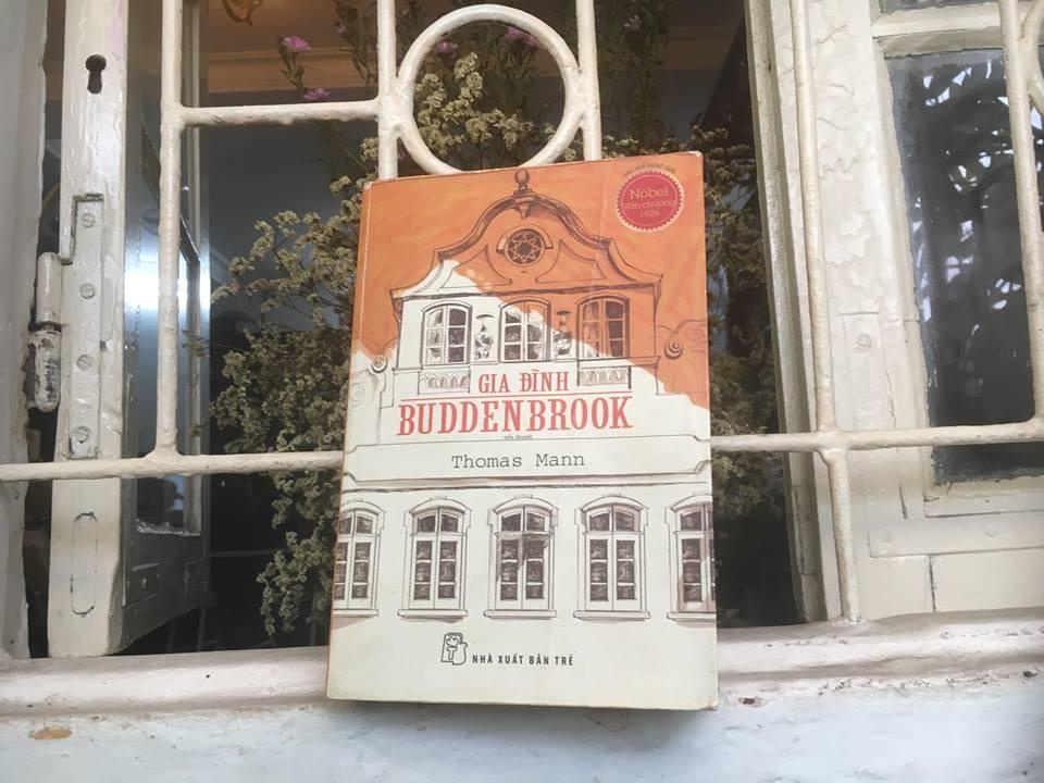Buddenbrooks,  Hong lau mong,  Thomas Mann,  tieu thuyet Duc anh 1