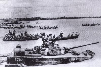 Tran thuy chien 'vo tien khoang hau' cua binh chung Tang- Thiet giap hinh anh