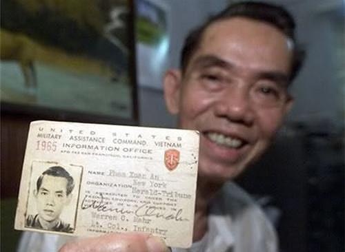 Nha tinh bao Pham Xuan An san nguon tin doc bang cach nao? hinh anh